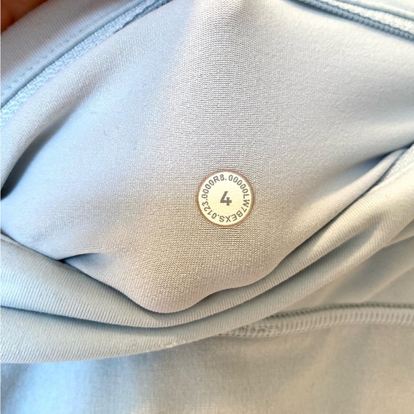 LuluLemon Speed Up High-Rise 2.5 inch Inseam Lined Shorts Pastel Blue Size 4 - Picture 6 of 7